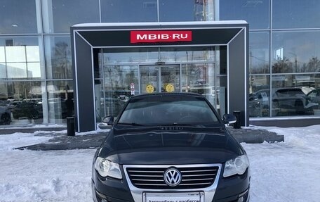 Volkswagen Passat B6, 2006 год, 609 000 рублей, 2 фотография