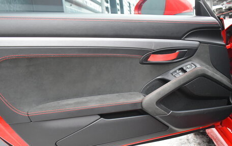 Porsche Cayman GT4, 2021 год, 12 673 400 рублей, 16 фотография