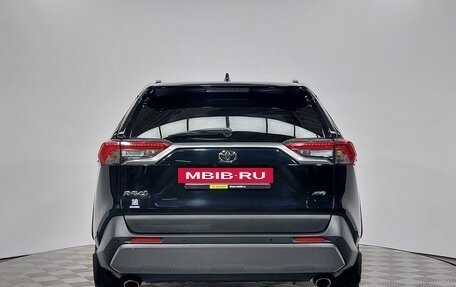 Toyota RAV4, 2020 год, 3 749 000 рублей, 6 фотография