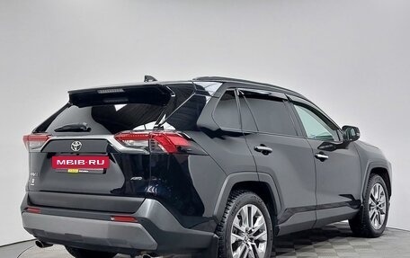 Toyota RAV4, 2020 год, 3 749 000 рублей, 5 фотография