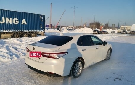 Toyota Camry, 2019 год, 2 850 000 рублей, 3 фотография