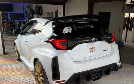 Toyota Yaris, 2021 год, 4 100 000 рублей, 5 фотография