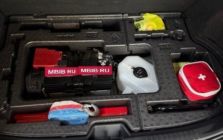 Toyota Yaris, 2021 год, 4 100 000 рублей, 12 фотография