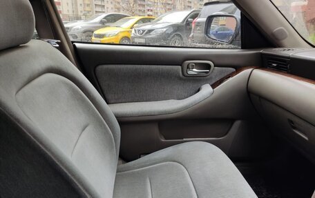 Nissan Laurel VIII, 2000 год, 550 000 рублей, 12 фотография