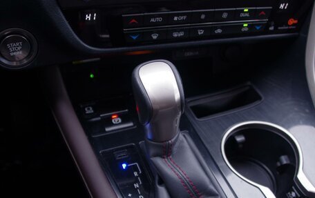 Lexus RX IV рестайлинг, 2019 год, 5 350 000 рублей, 22 фотография