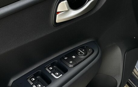 KIA Rio IV, 2018 год, 1 519 000 рублей, 19 фотография