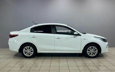 KIA Rio IV, 2017 год, 1 370 000 рублей, 4 фотография