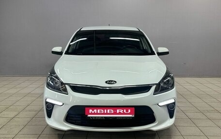 KIA Rio IV, 2017 год, 1 370 000 рублей, 2 фотография