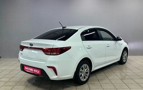 KIA Rio IV, 2017 год, 1 370 000 рублей, 5 фотография