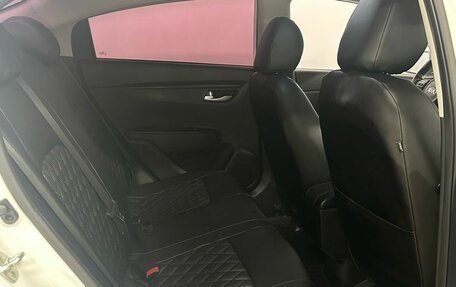 KIA Rio IV, 2017 год, 1 370 000 рублей, 12 фотография