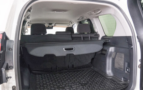 Toyota Land Cruiser Prado 150 рестайлинг 2, 2017 год, 6 199 000 рублей, 23 фотография