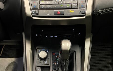 Lexus NX I, 2015 год, 2 590 000 рублей, 18 фотография