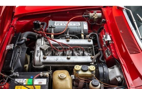 Alfa Romeo Spider I, 1974 год, 6 024 000 рублей, 30 фотография