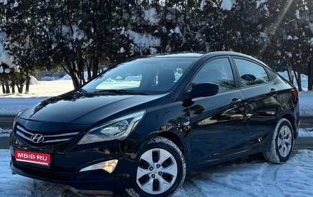 Hyundai Solaris II рестайлинг, 2014 год, 750 000 рублей, 1 фотография