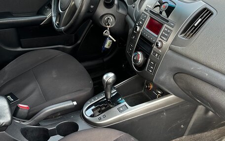 KIA Cerato III, 2010 год, 700 000 рублей, 13 фотография