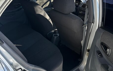 Hyundai Accent II, 2004 год, 380 000 рублей, 8 фотография