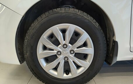 Hyundai Solaris II рестайлинг, 2017 год, 1 049 000 рублей, 6 фотография