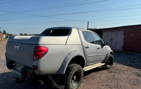 Mitsubishi L200 IV рестайлинг, 2009 год, 1 100 000 рублей, 2 фотография