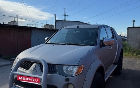 Mitsubishi L200 IV рестайлинг, 2009 год, 1 100 000 рублей, 4 фотография
