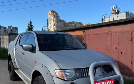 Mitsubishi L200 IV рестайлинг, 2009 год, 1 100 000 рублей, 3 фотография