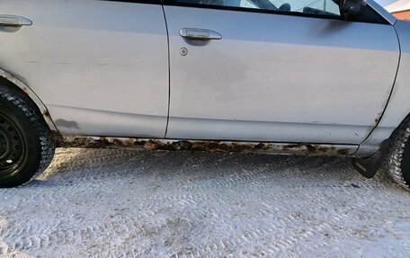 Nissan Wingroad III, 2001 год, 330 000 рублей, 3 фотография