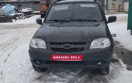 Chevrolet Niva I рестайлинг, 2014 год, 690 000 рублей, 9 фотография