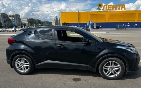 Toyota C-HR I рестайлинг, 2019 год, 1 900 000 рублей, 3 фотография