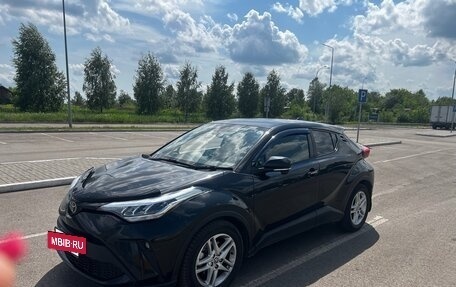 Toyota C-HR I рестайлинг, 2019 год, 1 900 000 рублей, 6 фотография