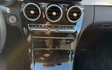 Mercedes-Benz C-Класс, 2020 год, 4 100 000 рублей, 26 фотография