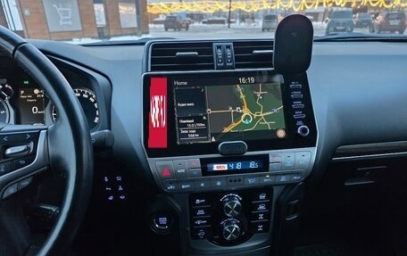 Toyota Land Cruiser Prado 150 рестайлинг 2, 2021 год, 7 200 000 рублей, 14 фотография