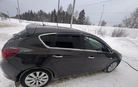 Opel Astra J, 2012 год, 650 000 рублей, 4 фотография