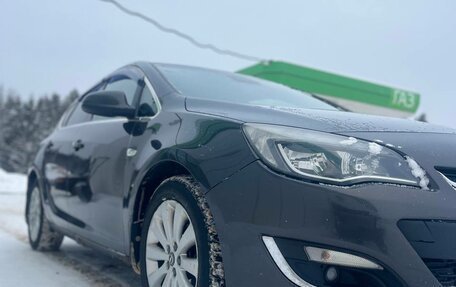 Opel Astra J, 2012 год, 650 000 рублей, 10 фотография