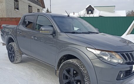 Mitsubishi L200 IV рестайлинг, 2017 год, 1 720 000 рублей, 3 фотография