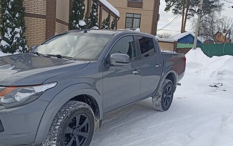 Mitsubishi L200 IV рестайлинг, 2017 год, 1 720 000 рублей, 2 фотография