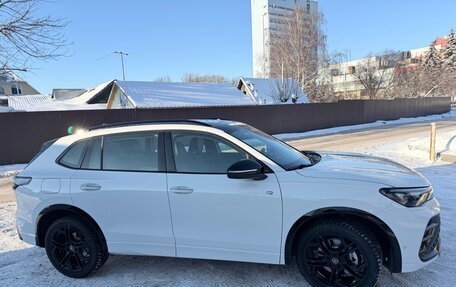 Volkswagen Tiguan, 2025 год, 4 900 000 рублей, 2 фотография