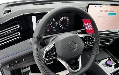 Volkswagen Tiguan, 2025 год, 4 900 000 рублей, 9 фотография