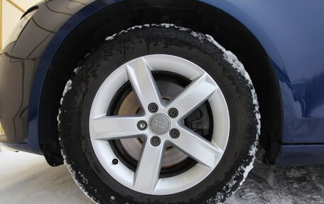 Audi A4, 2015 год, 1 900 000 рублей, 9 фотография