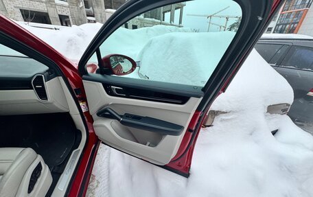 Porsche Cayenne III, 2021 год, 12 700 000 рублей, 15 фотография