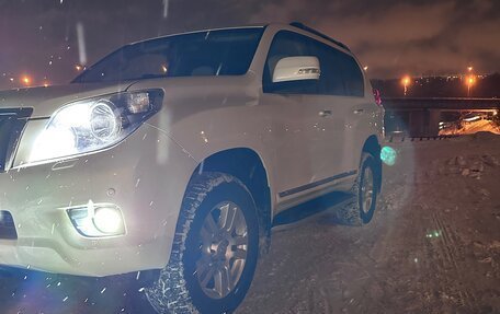 Toyota Land Cruiser Prado 150 рестайлинг 2, 2012 год, 2 800 000 рублей, 2 фотография