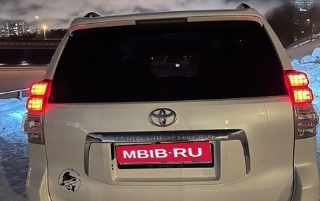 Toyota Land Cruiser Prado 150 рестайлинг 2, 2012 год, 2 800 000 рублей, 16 фотография