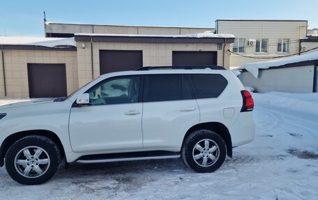 Toyota Land Cruiser Prado 150 рестайлинг 2, 2020 год, 4 800 000 рублей, 6 фотография