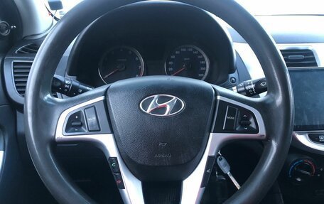 Hyundai Solaris II рестайлинг, 2011 год, 503 000 рублей, 16 фотография