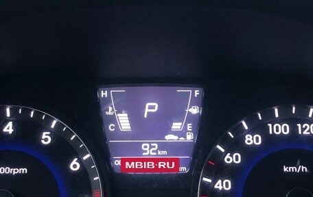 Hyundai Solaris II рестайлинг, 2011 год, 503 000 рублей, 17 фотография