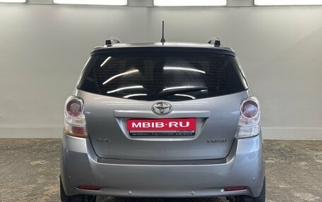 Toyota Verso I, 2011 год, 980 000 рублей, 3 фотография