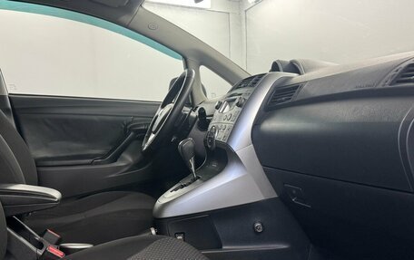 Toyota Verso I, 2011 год, 980 000 рублей, 12 фотография