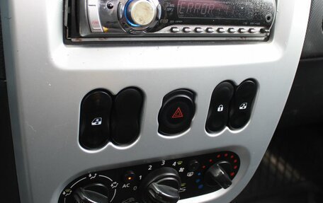 Renault Sandero I, 2013 год, 599 000 рублей, 11 фотография