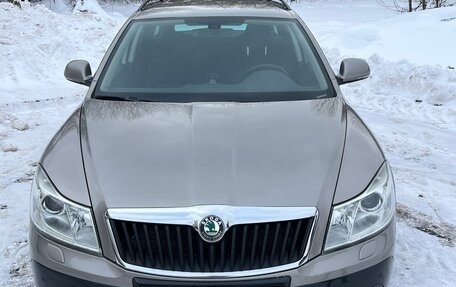 Skoda Octavia, 2012 год, 1 390 000 рублей, 2 фотография