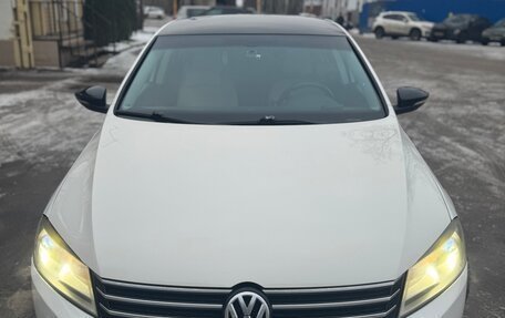 Volkswagen Passat B7, 2011 год, 800 000 рублей, 2 фотография