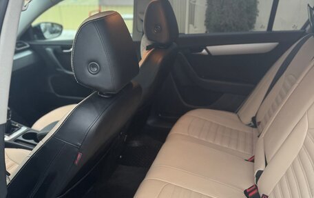 Volkswagen Passat B7, 2011 год, 800 000 рублей, 5 фотография