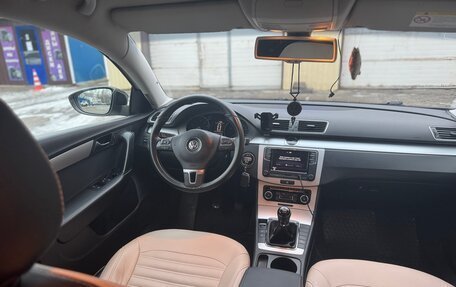 Volkswagen Passat B7, 2011 год, 800 000 рублей, 7 фотография